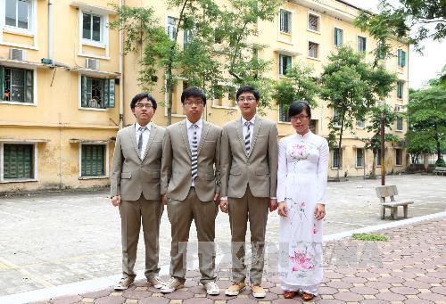 Cả 4 học sinh Việt Nam đều giành được Huy chương Olympic Sinh học quốc tế 2014